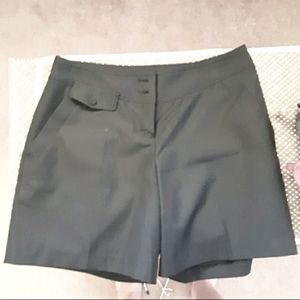 NWOT Olivia Lauren midrise black shorts
